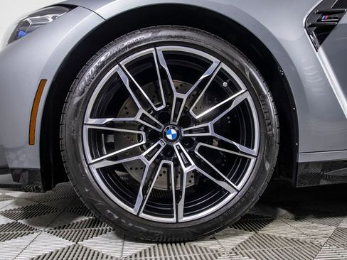 Used 2024 BMW M4 Competition w/ Executive Package RWD image 19