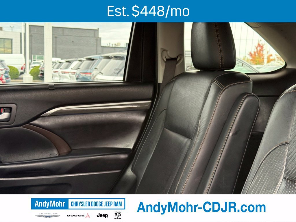 Used 2019 Toyota Highlander Limited Platinum AWD/4WD image 18