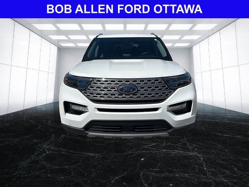 Used 2023 Ford Explorer Limited w/ Limited Technology Package AWD/4WD image 9