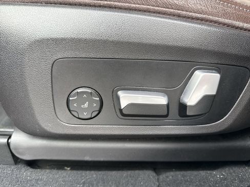 Used 2022 BMW X3 xDrive30i w/ M Sport Package image 14