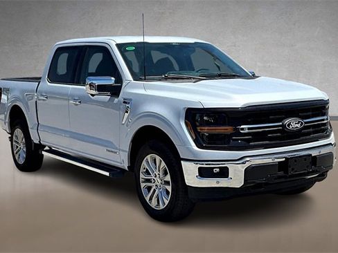 New 2025 Ford F150 XLT w/ Equipment Group 302A MID image 2