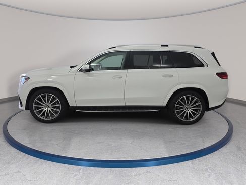 New 2026 Mercedes-Benz GLS 450 4MATIC image 8
