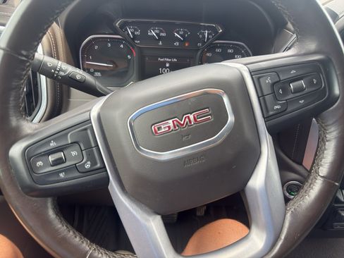 Used 2021 GMC Sierra 2500 SLE w/ SLE Value Package; AWD/4WD image 19