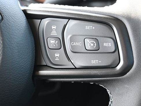 New 2025 Jeep Gladiator Sport image 14