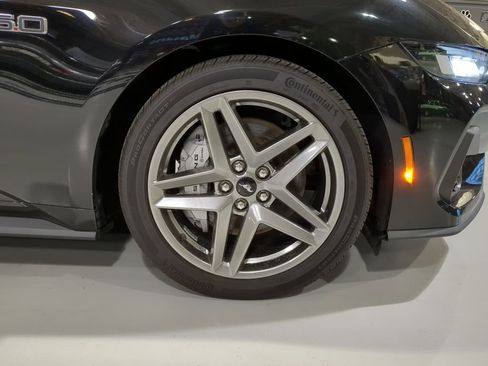 Used 2024 Ford Mustang GT Premium image 6