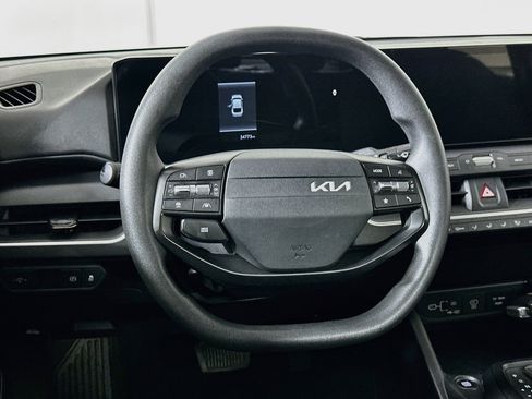 Used 2025 Kia K4 FWD image 18