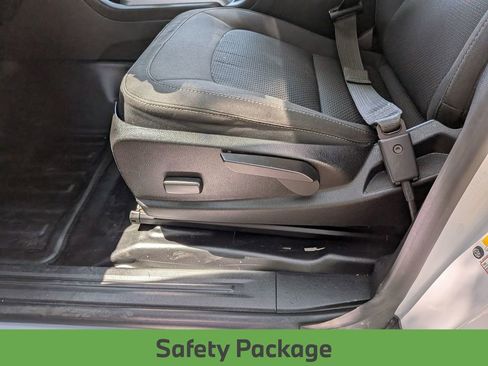Used 2022 Chevrolet Colorado LT w/ Fleet Safety Package AWD/4WD image 17