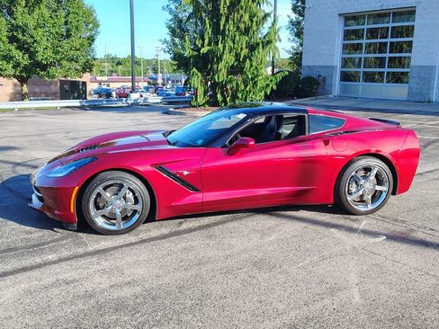 Used 2015 Chevrolet Corvette Stingray Coupe w/ 2LT Preferred Equipment Group RWD image 10