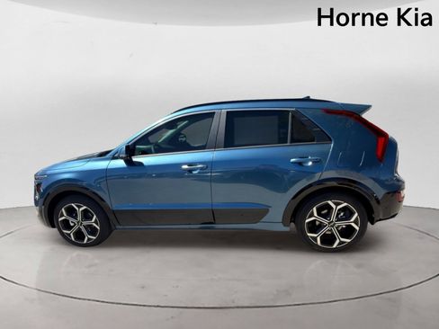 New 2026 Kia Niro SX Touring FWD image 6