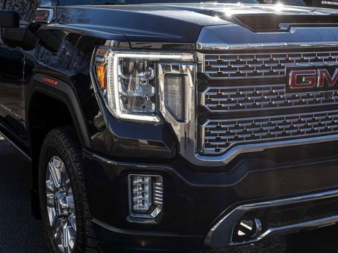 Used 2021 GMC Sierra 3500 Denali w/ Denali Ultimate Package image 35