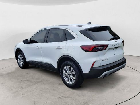 Used 2023 Ford Escape Active w/ Tech Pack #2 AWD/4WD image 8