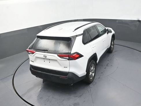Used 2024 Toyota RAV4 XLE FWD image 29