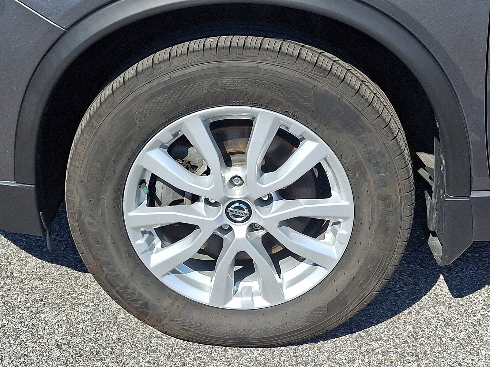 Used 2018 Nissan Rogue SV w/ Premium Package AWD/4WD image 8