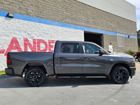 New 2026 RAM 1500 Express AWD/4WD image 8