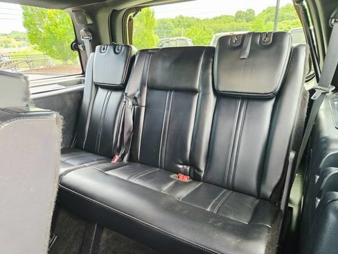 Used 2015 Lincoln Navigator 4WD image 18