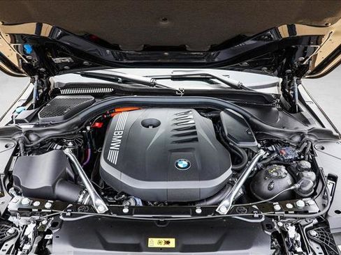 New 2027 BMW 550e xDrive AWD/4WD image 25