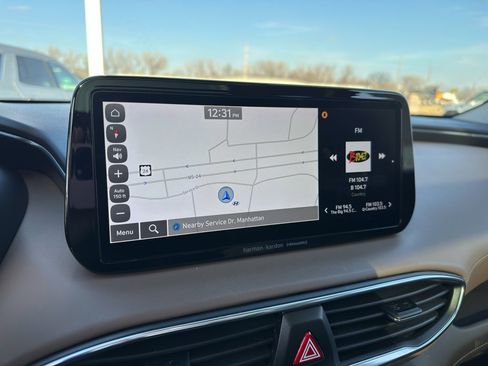 Used 2022 Hyundai Santa Fe Limited image 21