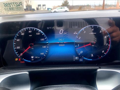 Used 2023 Mercedes-Benz GLB 250 4MATIC image 26