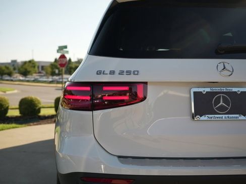 Certified 2026 Mercedes-Benz GLB 250 4MATIC image 14