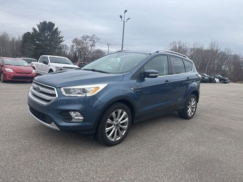 Used 2018 Ford Escape Titanium image 1