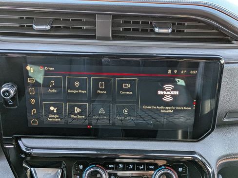 Used 2023 GMC Sierra 1500 AT4 w/ Technology Package image 18