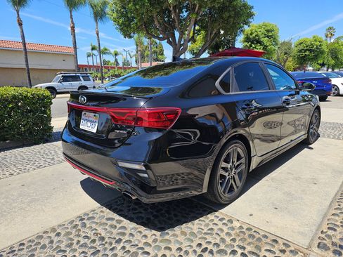 Used 2021 Kia Forte GT-Line FWD image 5