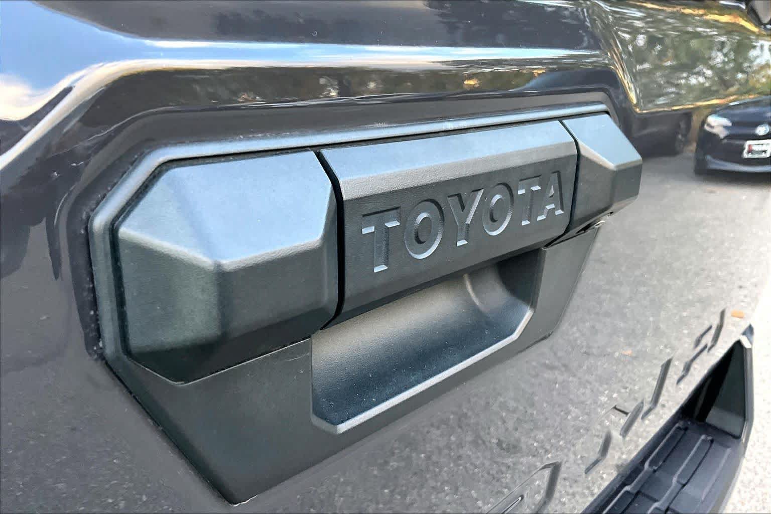 Certified 2025 Toyota Tacoma TRD Sport AWD/4WD image 29