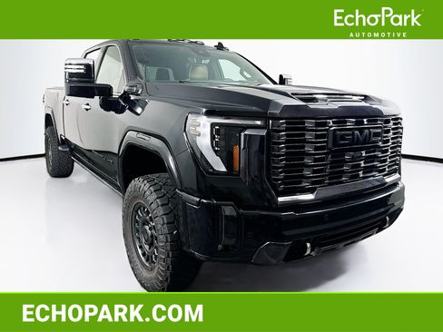 Used 2024 GMC Sierra 2500 Denali Ultimate AWD/4WD image 1