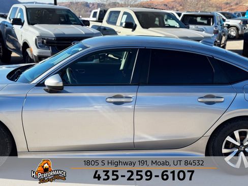 Used 2022 Honda Civic LX image 11