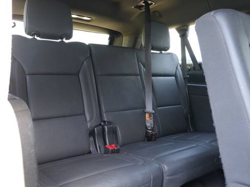 Used 2024 Chevrolet Suburban LT AWD/4WD image 27