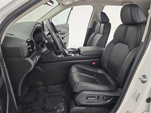 Certified 2024 Honda Pilot EX-L image 24