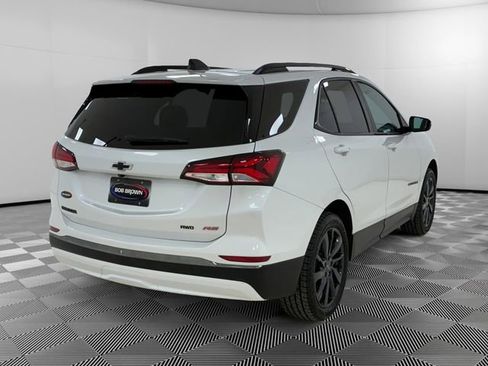 Certified 2022 Chevrolet Equinox RS w/ RS Leather Package AWD/4WD image 5