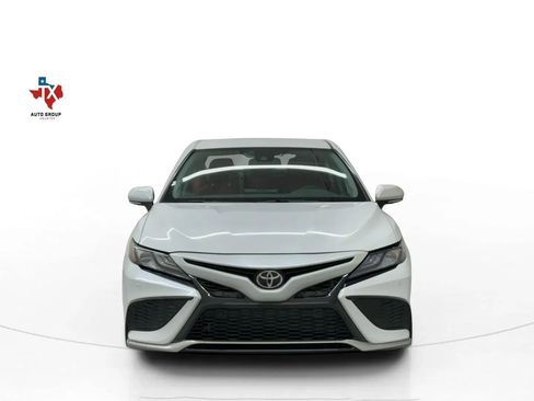 Used 2021 Toyota Camry XSE w/ Navigation Upgrade Package FWD image 7