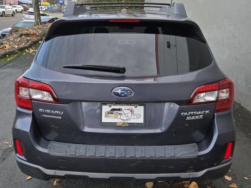 Used 2015 Subaru Outback 2.5i Premium image 6