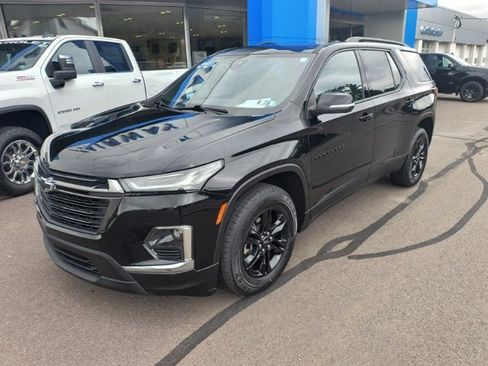 Used 2023 Chevrolet Traverse LT w/ Midnight/Sport Edition AWD/4WD image 5