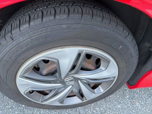 Used 2019 Honda Civic LX image 5