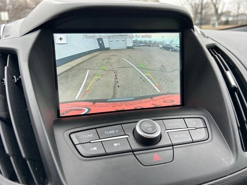 Used 2019 Ford Escape SE image 35