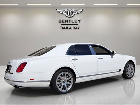 Used 2016 Bentley Mulsanne image 10