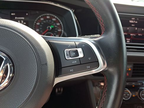 Used 2019 Volkswagen Jetta GLI FWD image 19