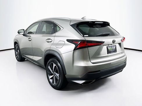 Used 2018 Lexus NX 300 FWD image 5