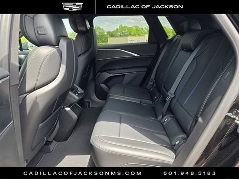 New 2026 Cadillac Lyriq Luxury AWD/4WD image 21