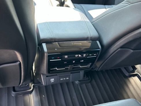 Certified 2026 Acura MDX FWD image 23
