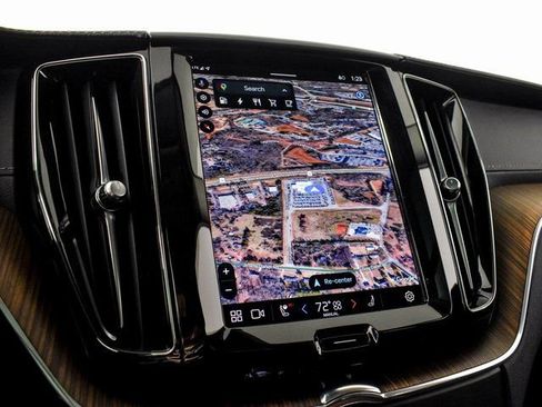 Used 2024 Volvo XC60 T8 Ultimate w/ Protection Package Premier image 35