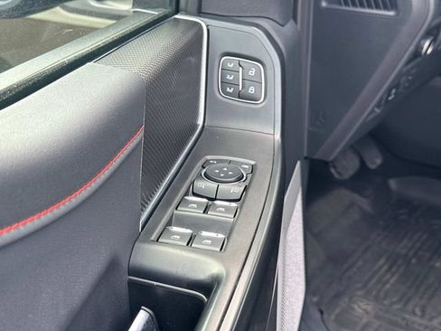Used 2025 Ford F150 Raptor AWD/4WD image 31