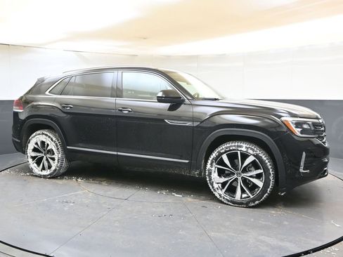 New 2026 Volkswagen Atlas Cross Sport SEL Premium R-Line image 7