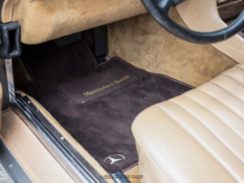 Used 1987 Mercedes-Benz 560 SL image 27