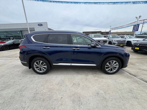 Used 2020 Hyundai Santa Fe SEL w/ Convenience + Premium Package FWD image 2