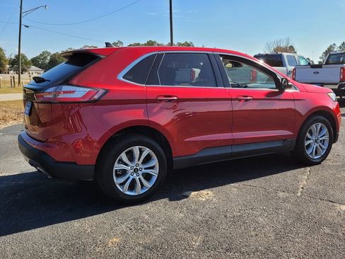 Used 2024 Ford Edge Titanium image 13