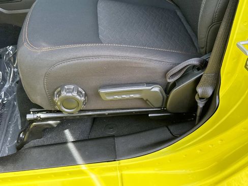 Certified 2023 Jeep Gladiator Mojave w/ Cold Weather Group image 19