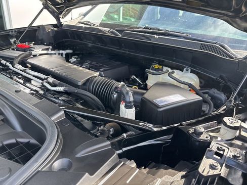 Used 2021 Chevrolet Silverado 1500 Custom AWD/4WD image 17